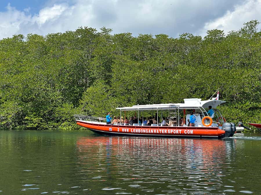 From Nusa Penida: 3 Spots Snorkeling Tour with Manta Rays - The sea conditions part: swells, monitoring, and the plan that changes