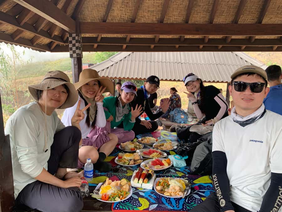 From Senaru: Mount Rinjani 2-Day Trek to Summit - Day 1: Tengengean (1,500 m) and Pada Balong (1,800 m) breaks that fuel the night camp