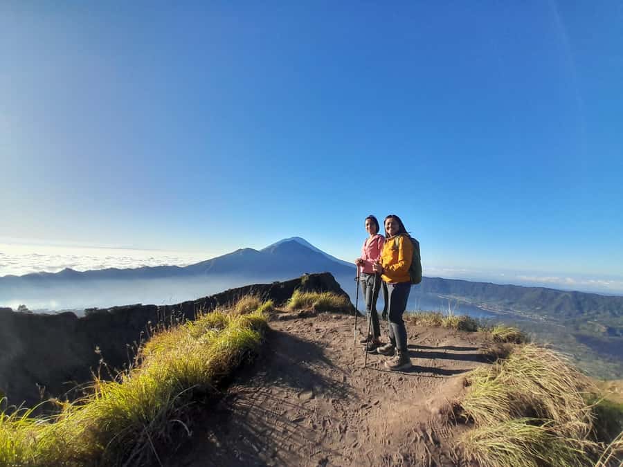 From Surabaya: Mount Bromo and Ijen 2D1N Shared Guided Tour - Day 1: Midnight Pickup, Cemoro Lawang, and Waiting for Sunrise