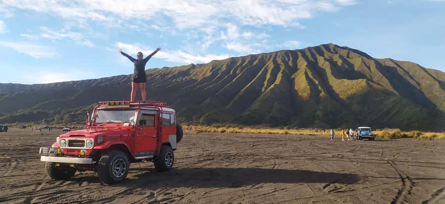 From Surabaya or Malang: 2-Day Tumpak Sewu Bromo - The Wet-Feet Moment: How to Prepare for the Descent