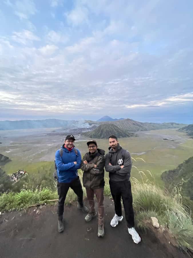 From Surabaya or Malang : Mount Bromo Sunrise Guided Tour - Key things that make this Bromo sunrise tour work