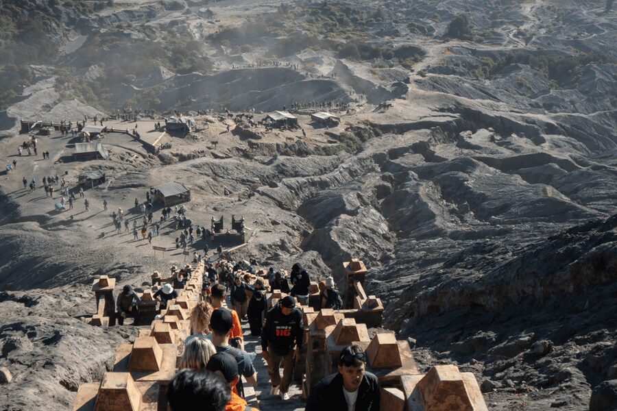 From Surabaya or Malang : Mount Bromo Sunrise Guided Tour - The 6.00 AM sea-of-sand stop and Widodaren Hill photos
