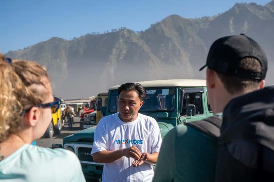 From Surabaya or Malang : Mount Bromo Sunrise Guided Tour - Transport and guide quality: the difference between good and great