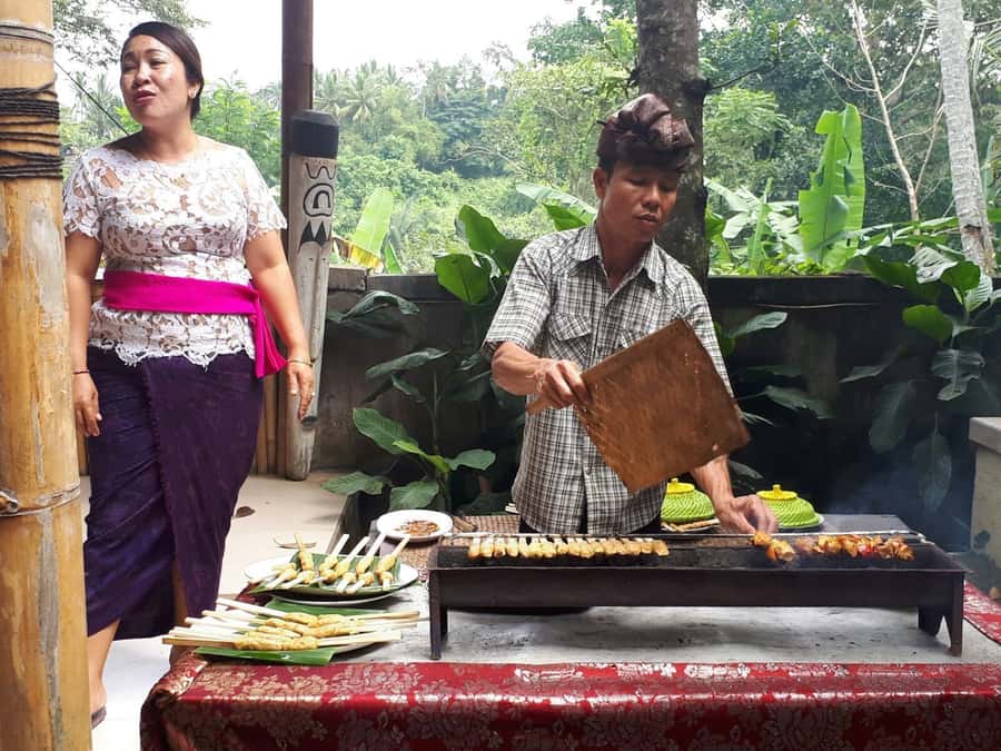 From Ubud: Authentic Cooking Class in a Local Village - From Ubud Pickup to the Market: How You Shop for Flavor First