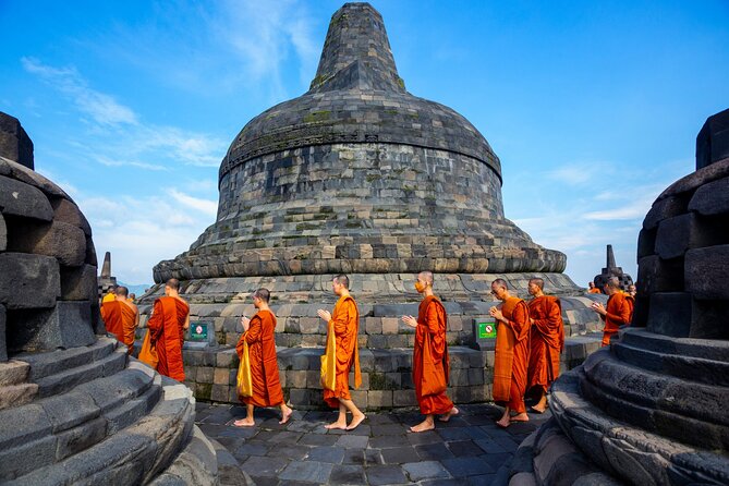 From Yogyakarta: Borobudur and Prambanan Temples in 1 Day - 3:00 PM Optional Coffee Break: Use It to Reset, Not Rush