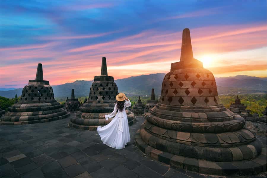 From Yogyakarta: Borobudur Sunrise Half Day Tour with Pickup - Hotel Pickup and the Early-Morning Reality in Yogyakarta