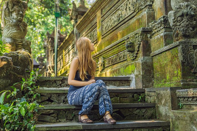 Full-Day Ayung River White Water Rafting and Ubud Tour - Ubud Market and Ubud Palace: short stops that still feel like Ubud