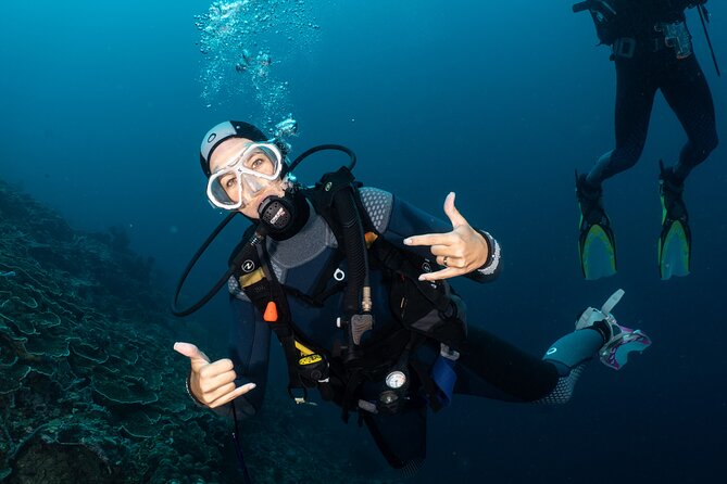 Full-Day Discover Scuba Diving Tour for Beginners in Tulamben - How the full day flows, from pickup to a wreck experience