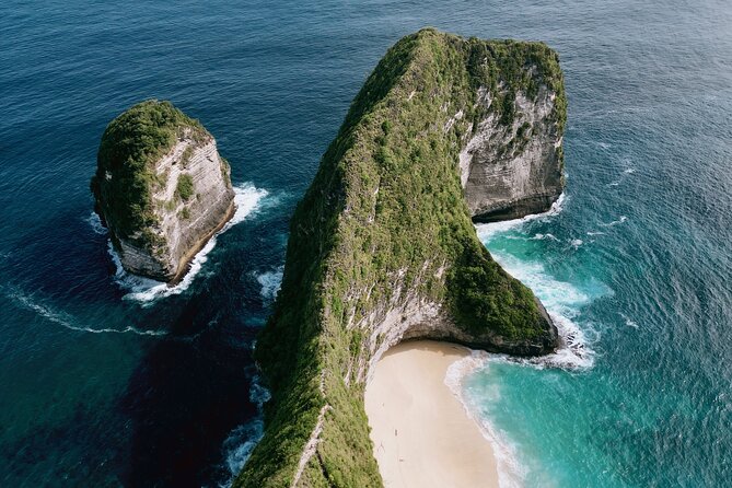 Full Day Land and Sea Tour to Nusa Penida with 4 Snorkeling Spots - Wall Bay Point drift snorkeling: easier on your body, still about reefs