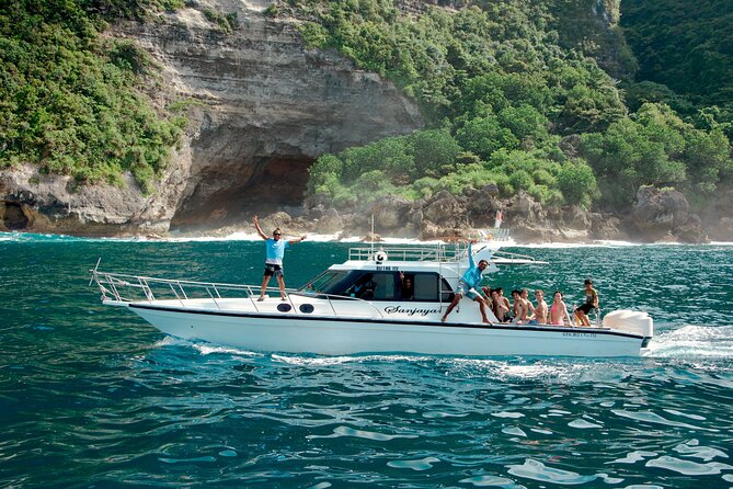 Full Day Land and Sea Tour to Nusa Penida with 4 Snorkeling Spots - Mangrove Point on Nusa Lembongan: coral garden and turtle chance
