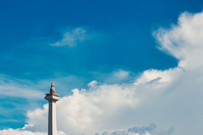 Full Day Private Jakarta Tour(Inc Lunch, Puppet show, & Souvenir) - Istiqlal Mosque, Merdeka Square, and MONAS: independence symbols in one arc