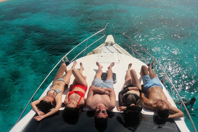 Full Day Trip to Explore 6 Destinations in Labuan Bajo and Komodo - Stop 4, Manta Point: The Chance to Swim With Mantas