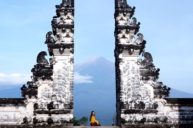 Full day Ubud and Tanah Lot tour - Tanah Lot sea temple: why the offshore rock matters