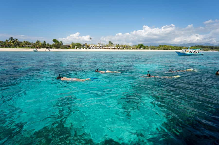 Gili Islands: Private or Shared Snorkeling Boat Trip - Break Time on Gili Meno: Beach Relaxing and Lunch on Your Own Terms