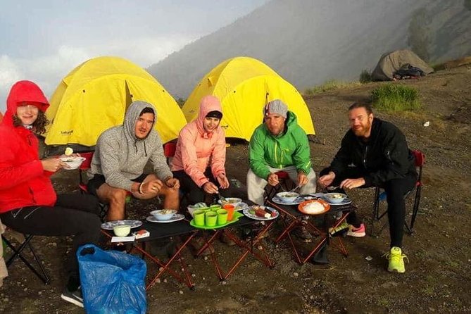 Hiking Rinjani Volcano To Crater rim Senaru 2 Days, Group - Syam Trekker - Getting there and what the day starts like