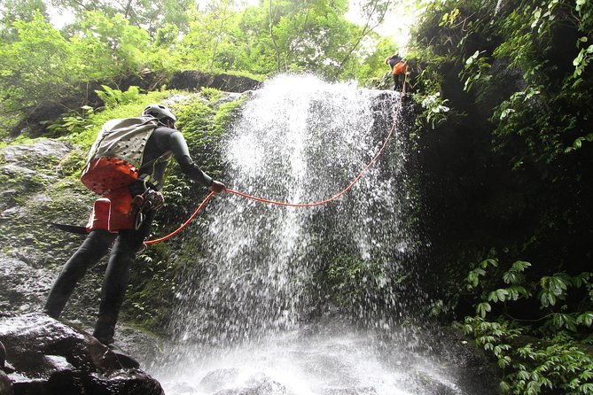 Intermediate canyoning trip in Bali " Samba canyon " - Lunch and your GoPro footage: the part you will be glad is included
