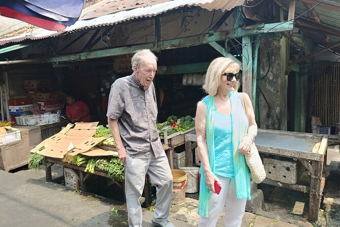 Jakarta Half-Day Sightseeing Tour To Modern City and Old Town - Stop 2: Jakarta Cathedral, quick photos or a longer look