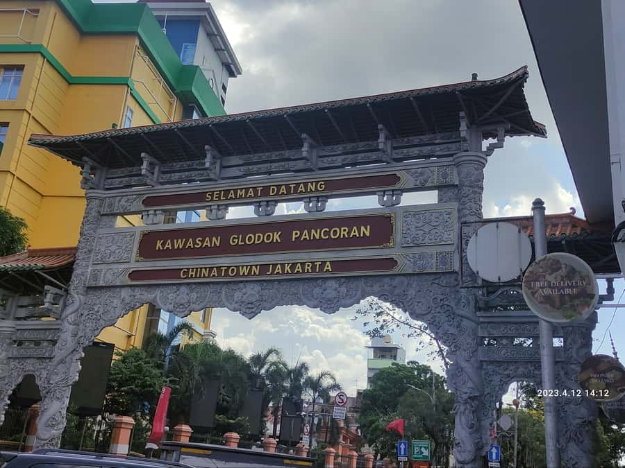 Jakarta: Highlights Capital City with Canal Boat Tour - Key highlights you will feel right away