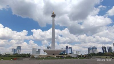Highlights Capital City with Canal Boat Tour