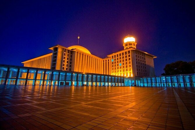 Jakarta Night Tour : Enjoyable Night time in Jakarta (Hotel Pick-up) - Old Town canals, little Amsterdam vibes, and Sunda Kelapa’s working harbor