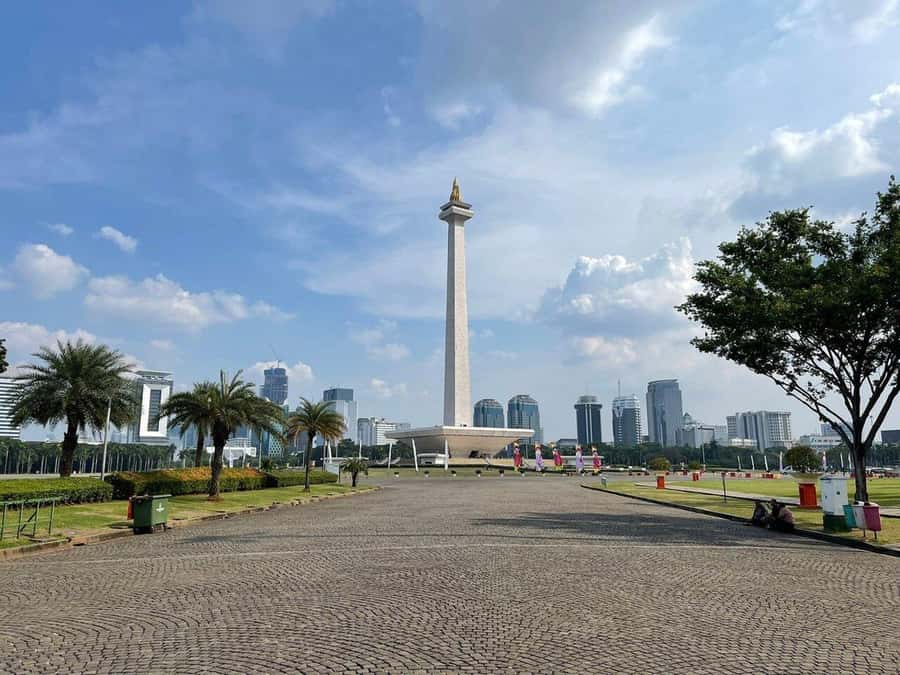 Jakarta: Private Half-Day Tour Highlight of Jakarta - Merdeka Square and Monas: Independence, Explained in Layers