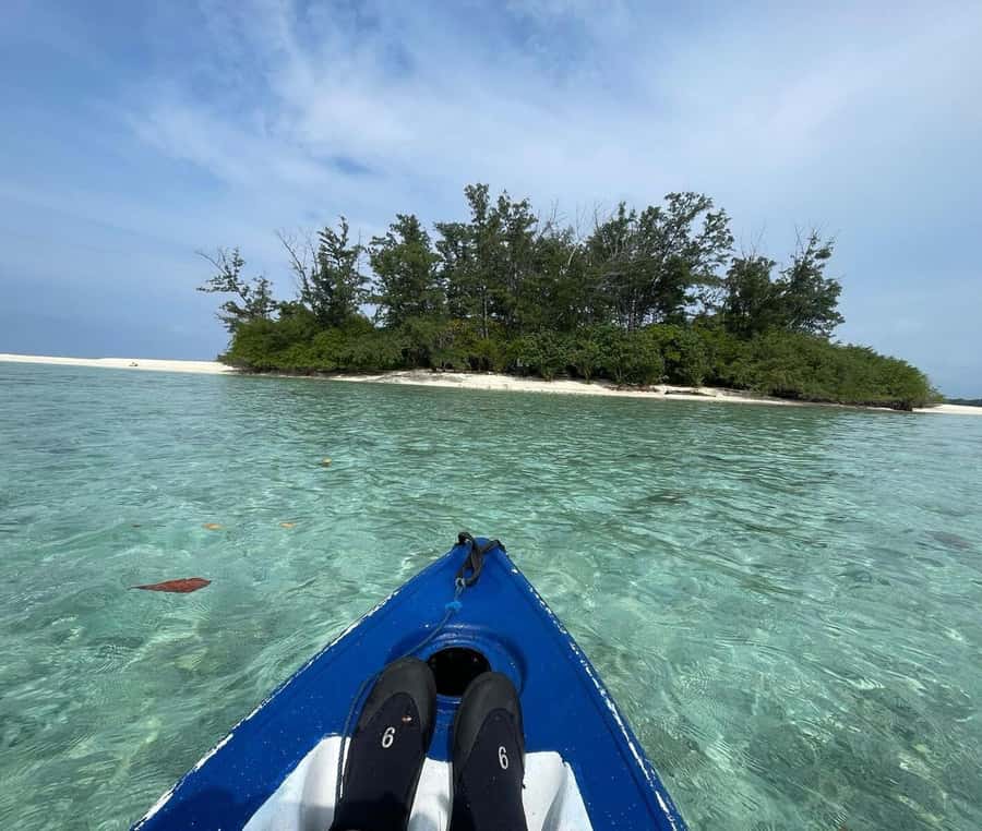 Jakarta: Thousand Island Tour with Canoeing and Snorkeling - Marina Ancol to the islands: speedboat rhythm and the real travel time