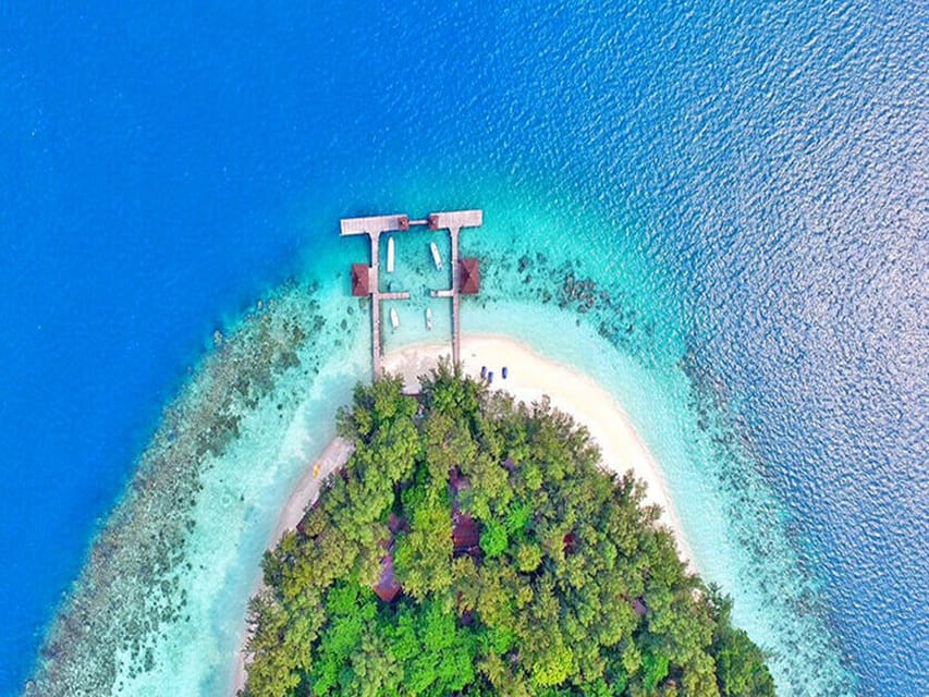 Jakarta: Thousand Island Tour with Canoeing and Snorkeling - Pelangi Island Resort: sheltered resort feel and self-guided island time