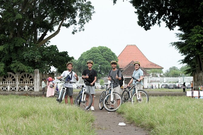 Jogja Hidden Gems - Cycling Tour - Tamansari and a Traditional Culinary Market Stop