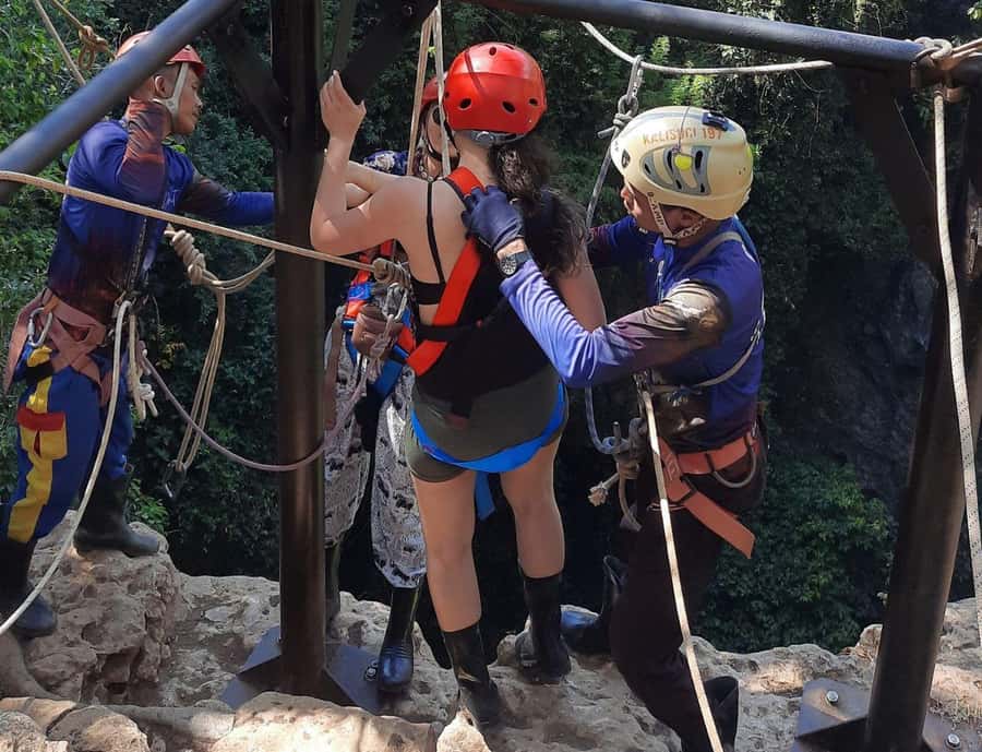 Jomblang Cave & Pindul Cave Including Guide, Lunch & Ticket - Safety, Fitness, and Who Should Skip This