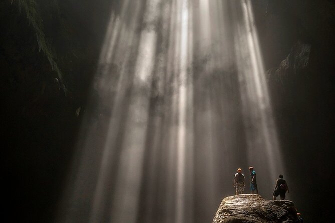 Jomblang Cave With cave Pindul River Tubing one day tour - Getting There Early: Pickup, Timing, and Queue Reality