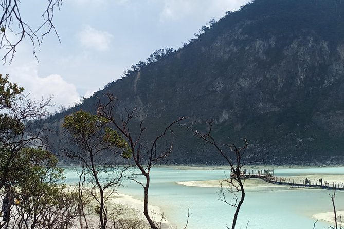 Kawah Putih tour - Day trip Ticket etc all including - Rengganis Crater: Steaming Valley Views and the Volcanic Feel