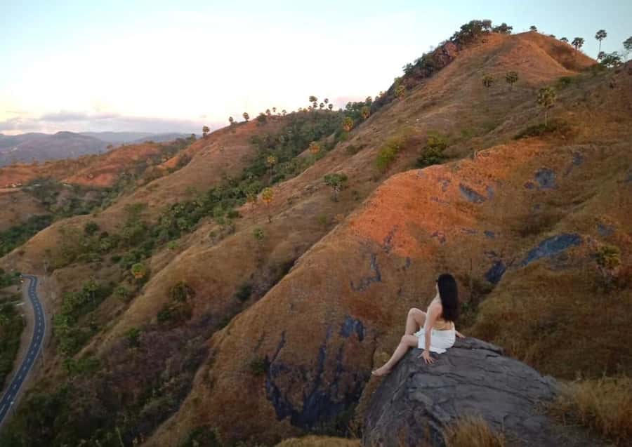 Labuan Bajo: Rangko Cave and Beach Snorkeling Half-Day Tour - Comfort, Safety, and Real-World Tips That Make It Easier