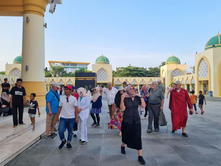 Lombok: Private Customizable Tour with Driver-Guide - Price, vehicle comfort, and why this can be good value