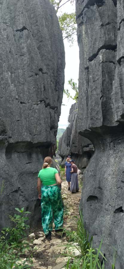 Maros : Rammang Rammang walk & boat trip - Getting Picked Up in Makassar, Then Pointing Your Day in the Right Direction