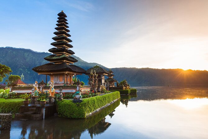 More Complete: Discover Bali In 3 Days Private Tour Package - Your guide and the private-vehicle advantage (including photo help)