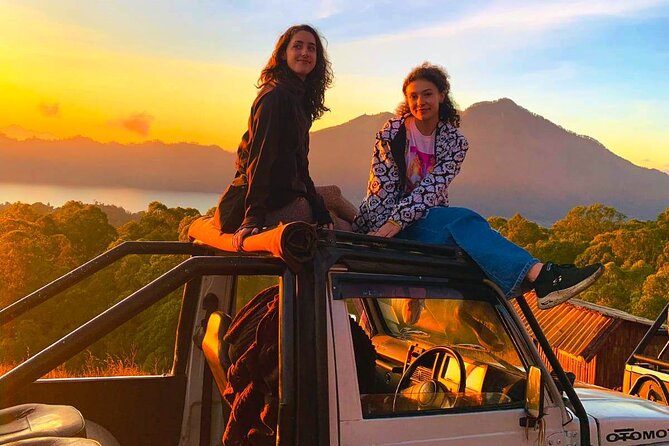 Mount Batur Jeep Adventure - Mount Batur Jeep Ascent: Roof Views, Cold Wait, and Photo Timing