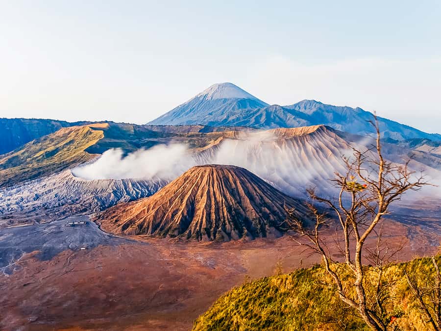 Mount Batur: Private Volkswagen Jeep Volcano Safari - Meeting the Mt. Batur Lounge, Toilets, Showers, and Hot Drinks