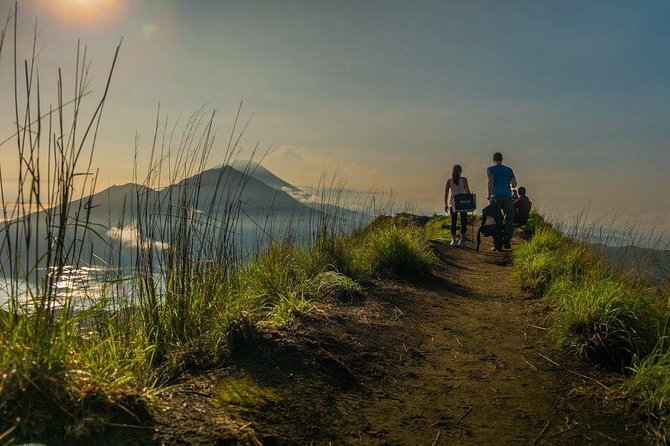 Mount Batur Sunrise Hike and Hidden Waterfall - Getting picked up in the dark, without the headache