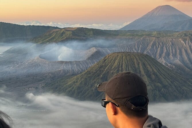 Mount Bromo Sunrise Private Trip - Penanjakan Sunrise Viewpoint, Strolls, and a Caldera Full of Scale