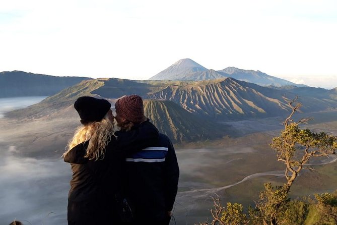 Mount Bromo Sunrise Tour from Surabaya or Malang - 1 Day - Guides Who Improve the Day, Not Just the Directions