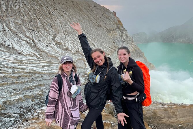 Mount Ijen Blue Flame Tour from Bali - Crowds and the reality of getting a clean view
