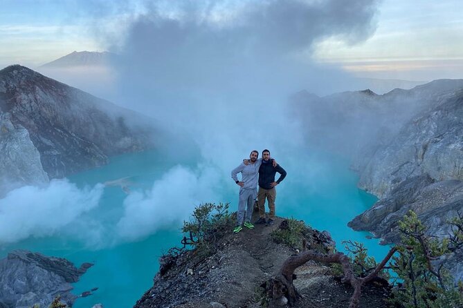 Mount Ijen Crater Tour From Ubud Bali - What to bring: layers, cash, and the health document reality