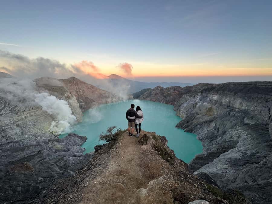 Mount Ijen Volcanic Crater Overnight Trip from Bali - Night Trek Reality Check: Cold Air, Steep Walking, and Gas Mask Basics