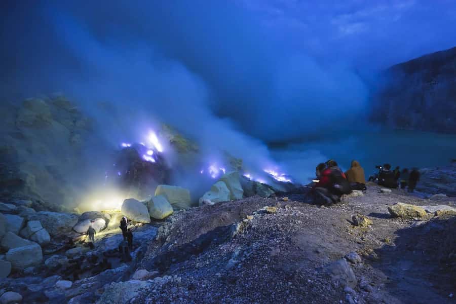Mount Ijen Volcanic Crater Overnight Trip from Bali - Miners, Views, and Why the Guide Makes or Breaks the Experience
