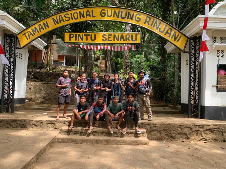 Mount Rinjani 2-Day Trek to Senaru Crater Rim - The Permit Reality: Registration Is Time-Sensitive on Rinjani