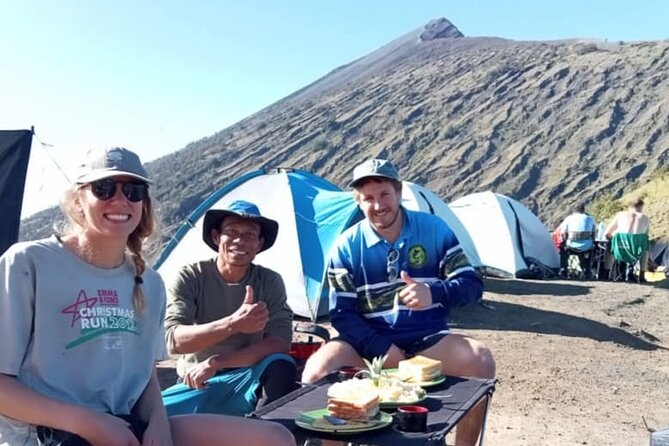MOUNT RINJANI CLIMB 2DAYS to Crater rim - Day 1 starts with registration, then Pos 1 to Pos 3
