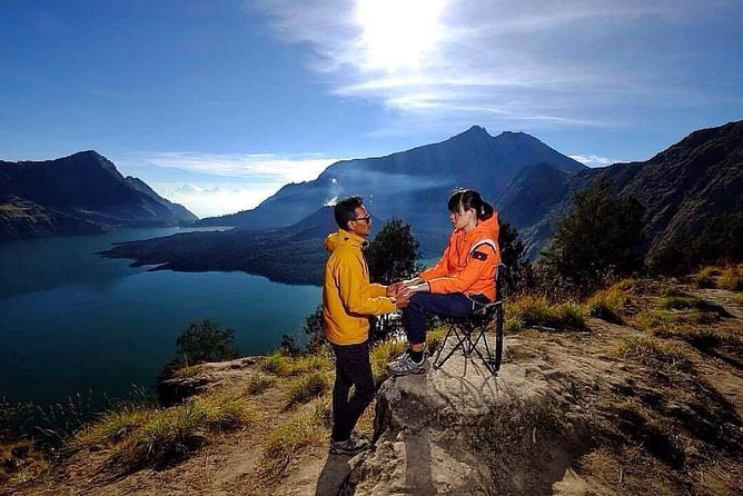 Mount Rinjani Hiking to summit( 2 Days 1 Night ) - Posts and the steep climb to the 2,639 m crater rim