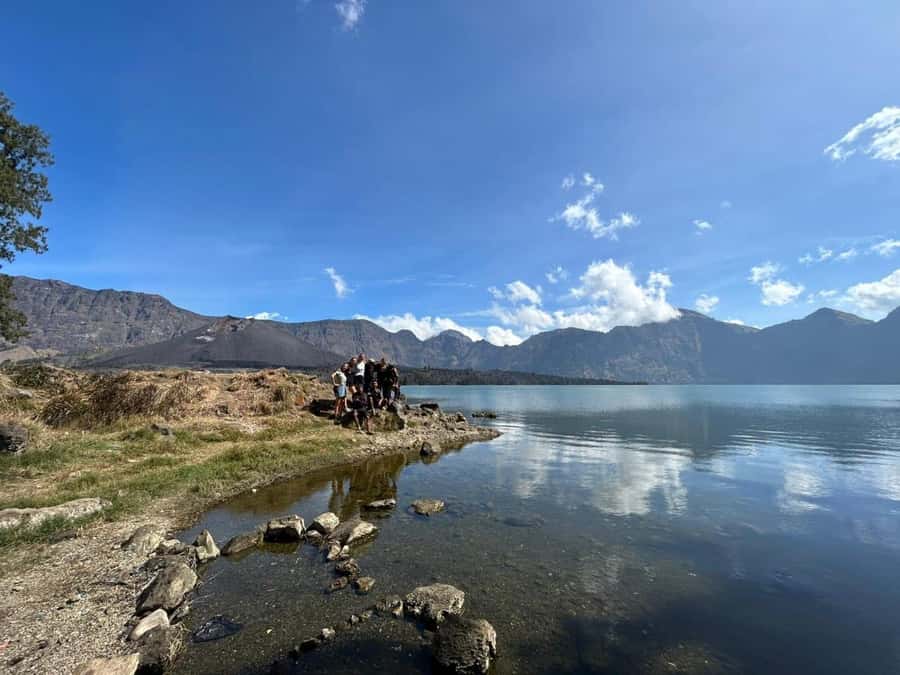 Mount Rinjani Trek 3D-2N To Summit - Lake - Hotspring - Day 2 2:00 wake-up, 3:00 summit push, 6:00 top, then Segara Anak Lake recovery