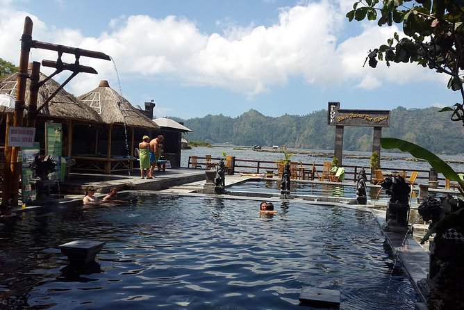 Mt Batur Sunrise, Breakfast & Natural Hot Springs - Breakfast by Volcanic Steam: Simple, Surprisingly Good, and Timed Right