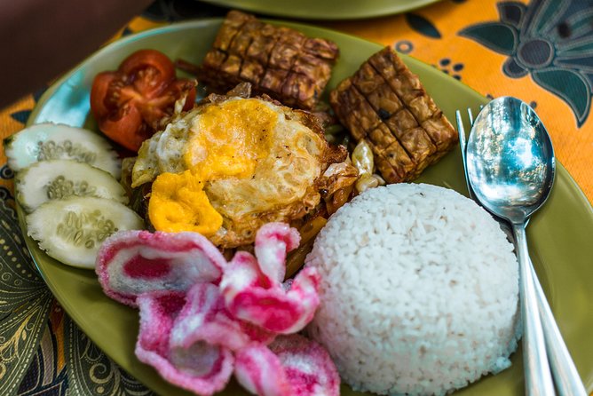 Mt. Rinjani 2D1N Senaru Crater Rim - Camping Setup and Meals That Make a Difference on a Hike Like This